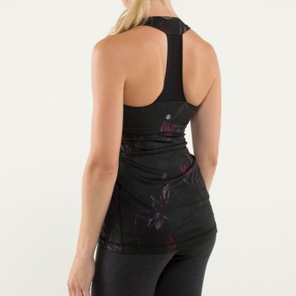 Lululemon Scoop Neck Tank - Picture 2 of 10